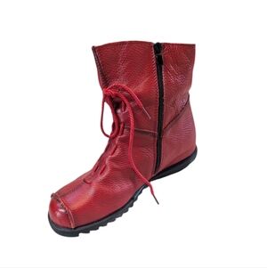Red Pebble Leather Funky Ankle Boots. Sz 8-8.5 ***(SEE SIZE CHART)***